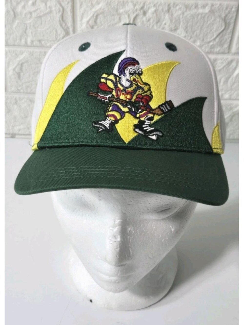 Vintage 1990s Mighty Ducks D-5 SnapBack Hat Cap Streaker Sports NEW Hard to Find